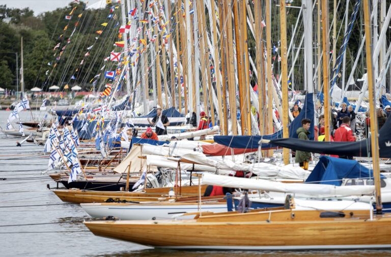 Rekordmånga anmälda till Champagneregattan en månad före evenemanget