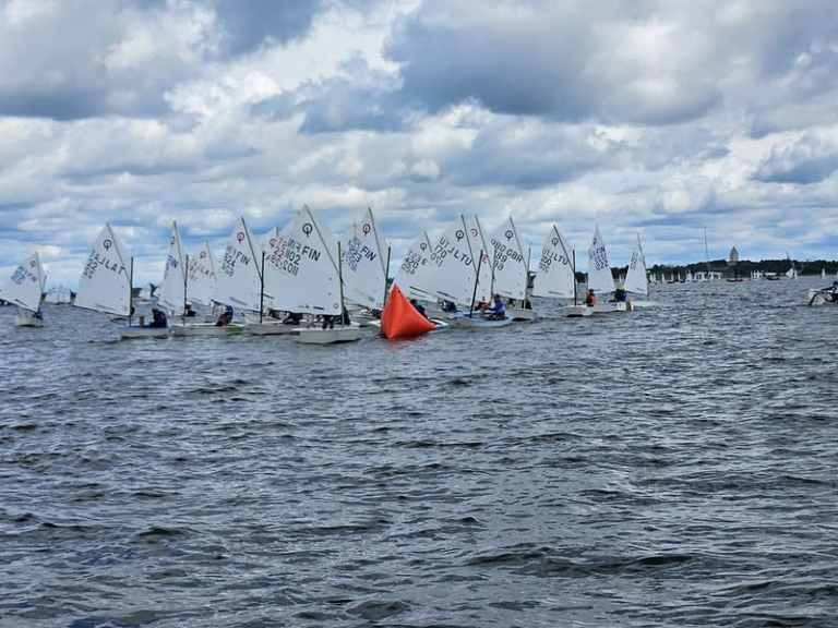XVIII kansainvälinen Helsinki downtown sailing regatta purjehduskilpailu järjestettiin heinäkuun alussa 2026